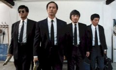 La bande : Ken, Ho, Lung & l'autre Ken (Chow Yun Fat, Ti Lung, Dean Shek & Kenneth Tsang)