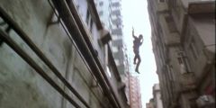Ekin Cheng joue au saute immeuble