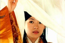 Zhang Zi-Yi, ternelle princesse chinoise rebelle...