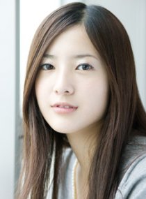 yuriko-yoshitaka.jpg
